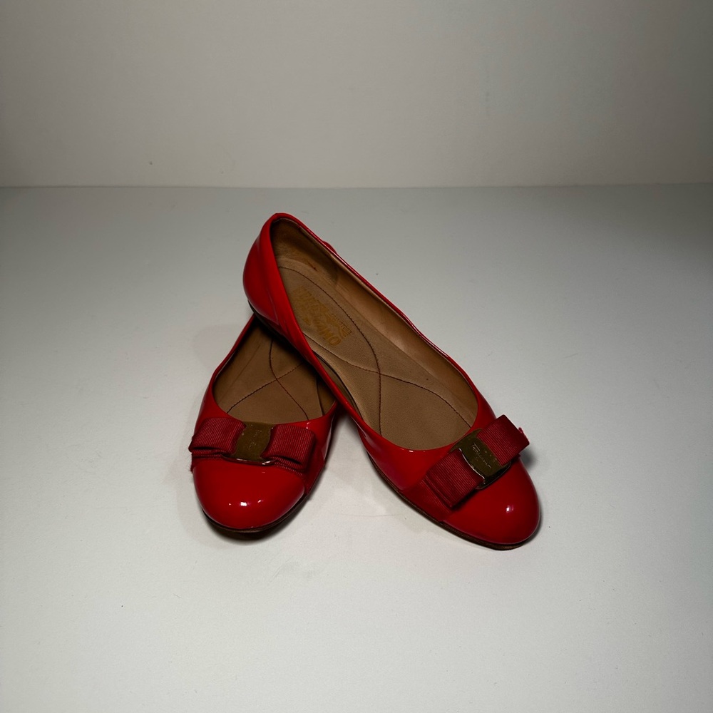 Salvatore Ferragamo red patent varian  ballet flats size 37.5 EU